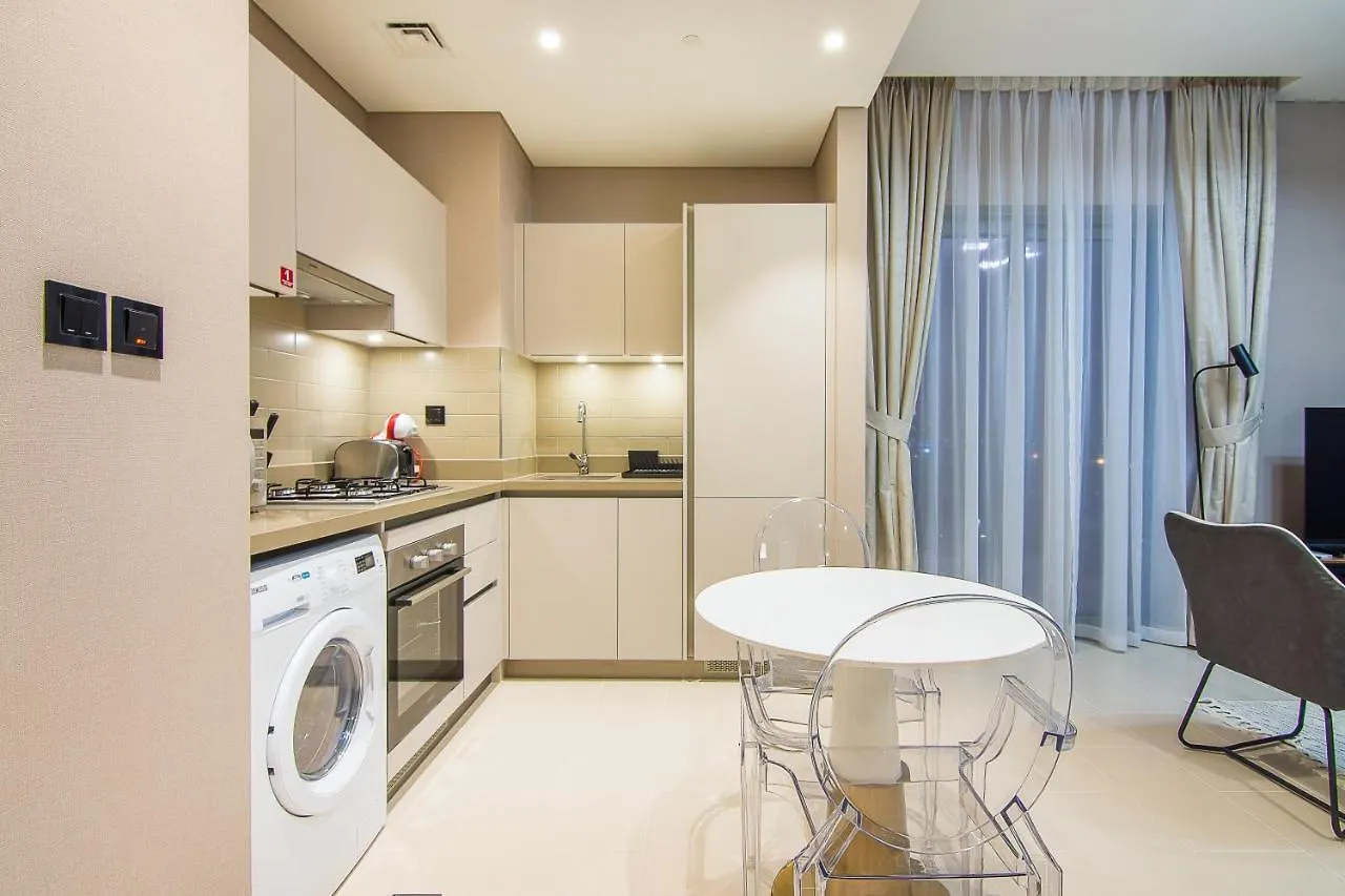 Apartment Modern 1Br - Sobha Creek Vistas Reserve Dubai