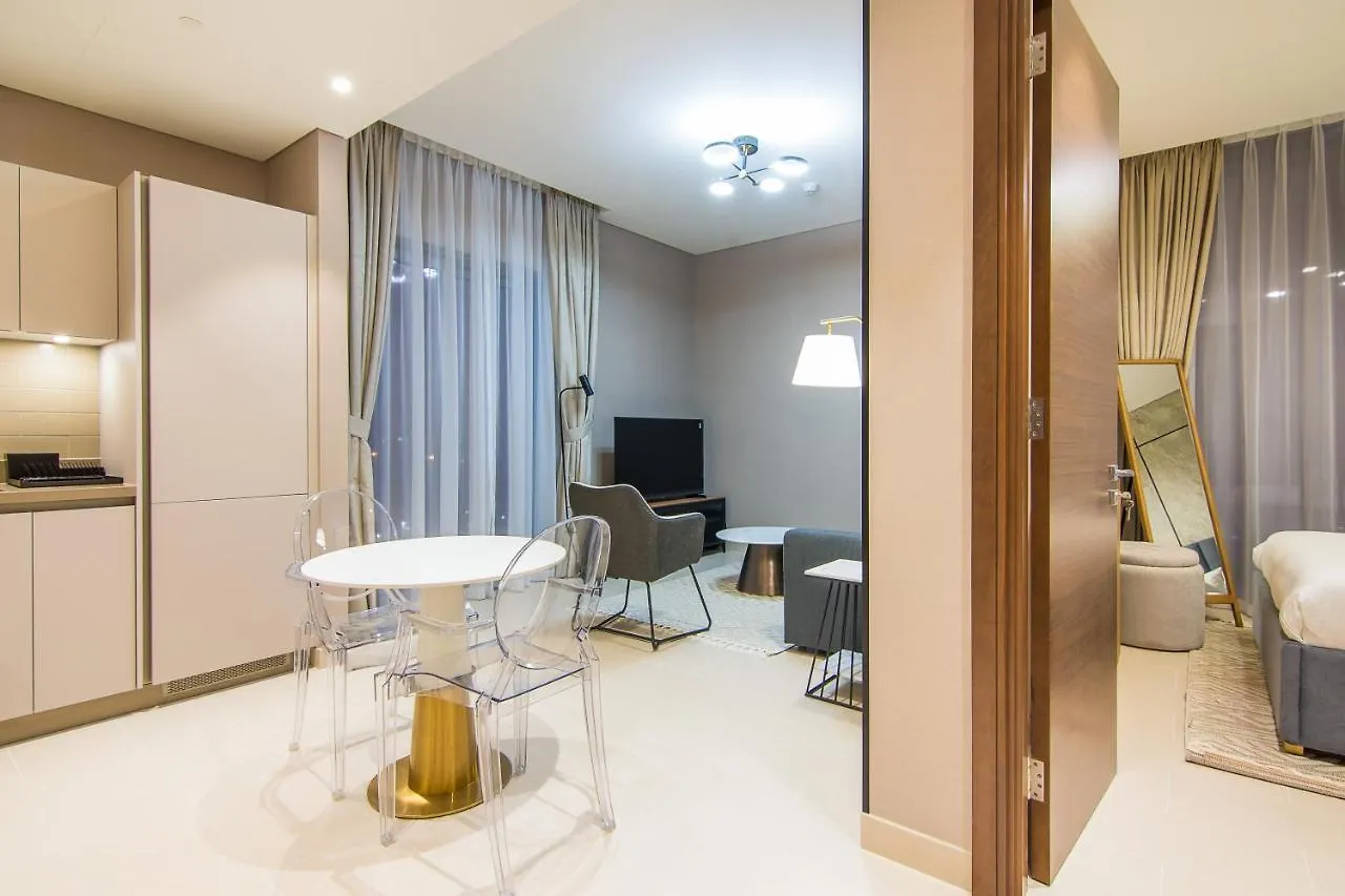 Modern 1Br - Sobha Creek Vistas Reserve Dubai Apartment